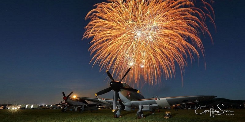 https://www.airshowtravel.co.nz/wp-content/uploads/15-Fireworks-GS-CF.jpg